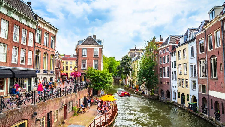 How To Get A Netherlands Visa Kuwait in 2024?